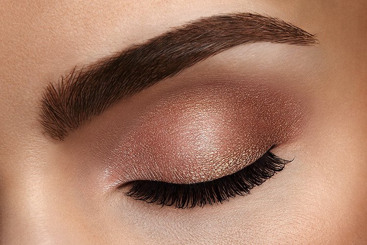 Eyeshadow Nudist Petite Palette Closeup 3